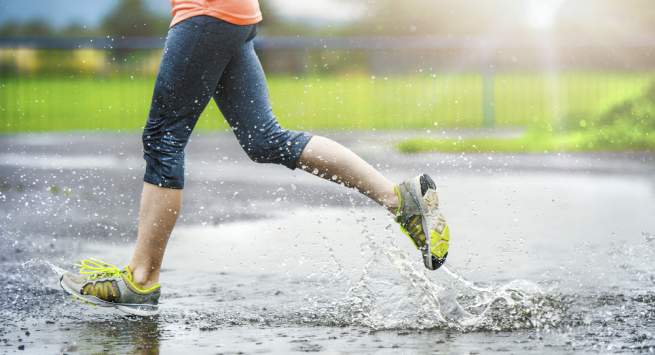15 Greatest Monsoon Fitness Suggestions to Help You Stay Active Despite Rainy Days